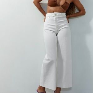 Zara maritime straight off white jeans US size 8.